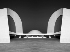 http://mail.josecavana.com/files/gimgs/th-17_Niemeyer 05.jpg